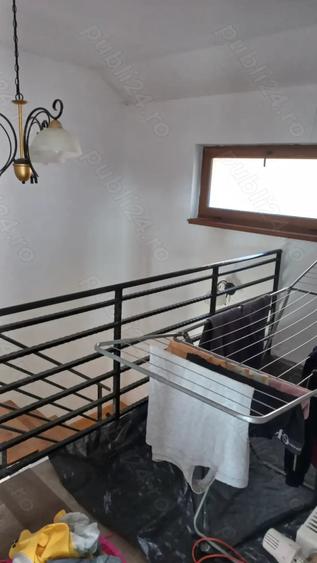 Casă cu 3 camere cu Teren 751 Mp în Cuvin