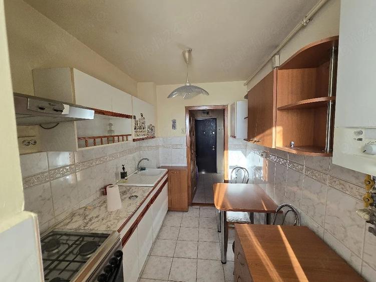 Apartament cu 2 camere semidecomandat în Progresul