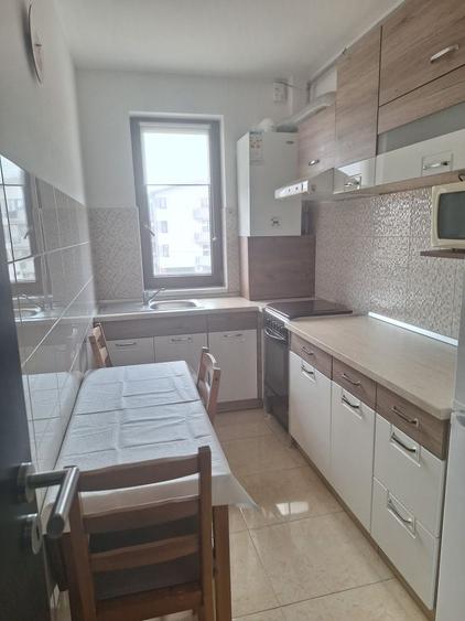 Apartament cu 2 camere decomandat în Giroc