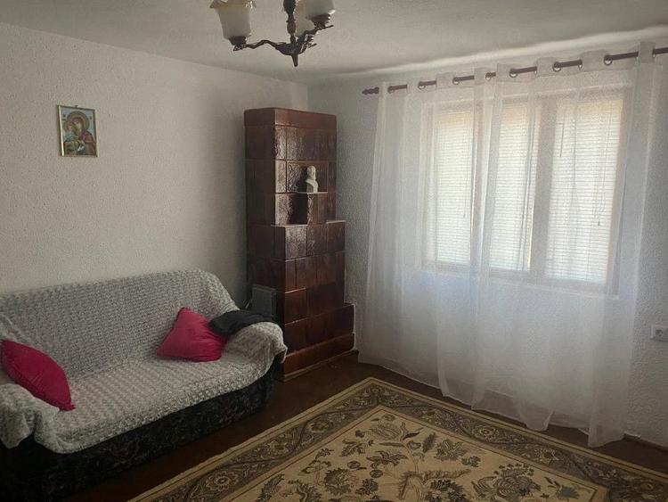 Casă cu Teren 7661 Mp în Șomănești