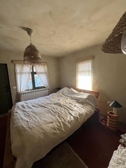 Casă cu 3 camere în Gura Teghii