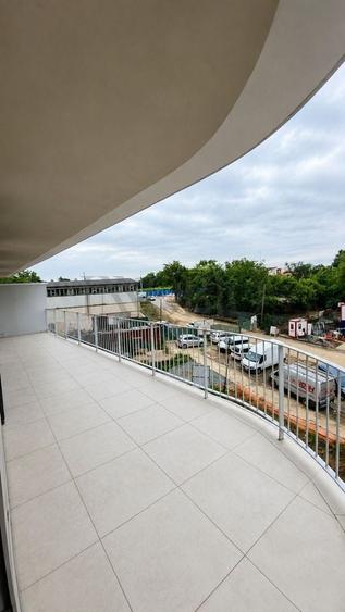 Apartament cu 3 camere în Colentina