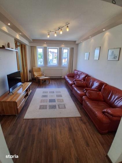 Apartament cu 4 camere semidecomandat în Zorilor