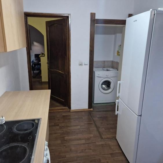 Apartament cu 3 camere, mobilat în Chibrit