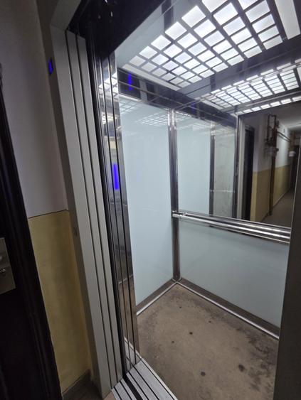 Birou, de 50 mp, în Casa de Cultură