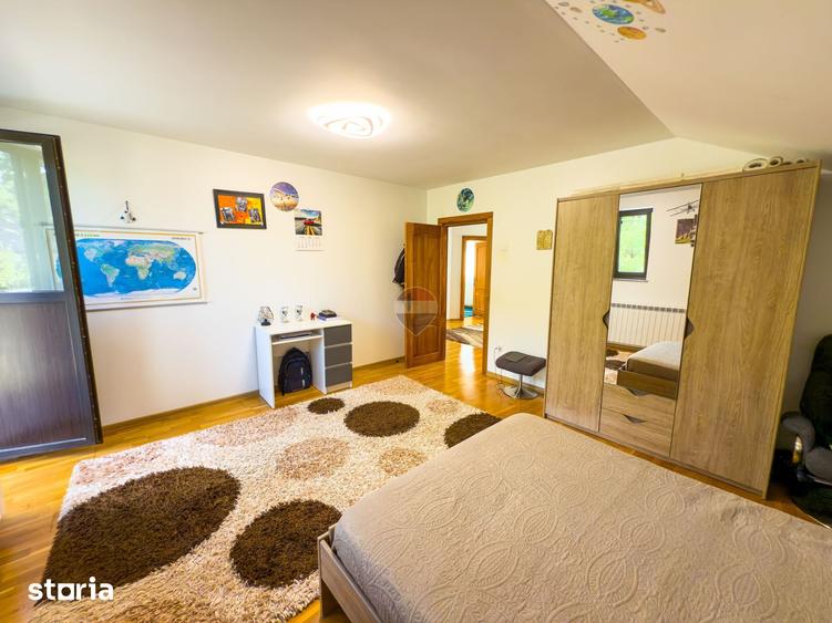 Casă cu 5 camere cu Teren 2082 Mp în Avrămeni