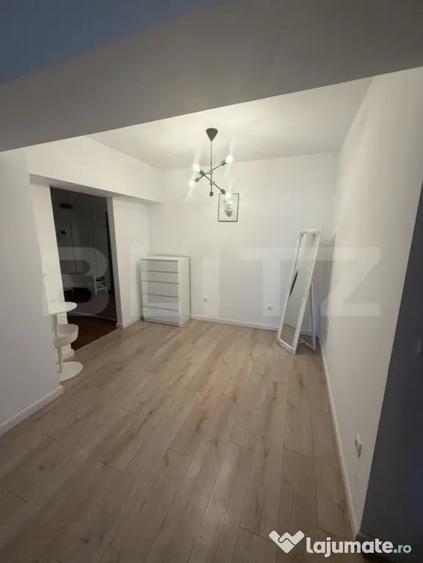 Apartament cu 2 camere semidecomandat în Ultimul leu