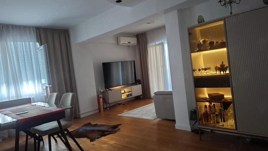 Agentie vand apartament 4 camere decomandat Calea Bucuresti- Mol-Lapus mobilat si utilat lux - 8