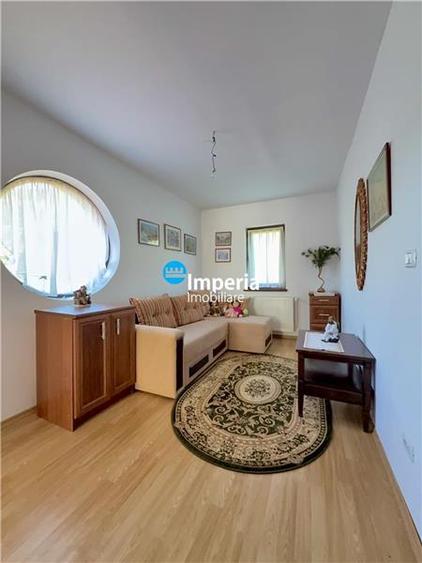Casă cu 3 camere cu Teren 2553 Mp în Luncani
