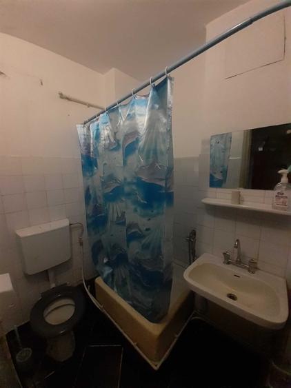 Apartament cu 4 camere decomandat în Trivale