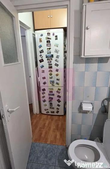 Apartament cu 3 camere decomandat în Piața Centrală