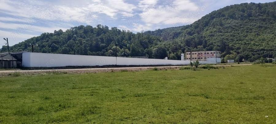 Spațiu comercial, de 3,250 mp, în Bartolomeu