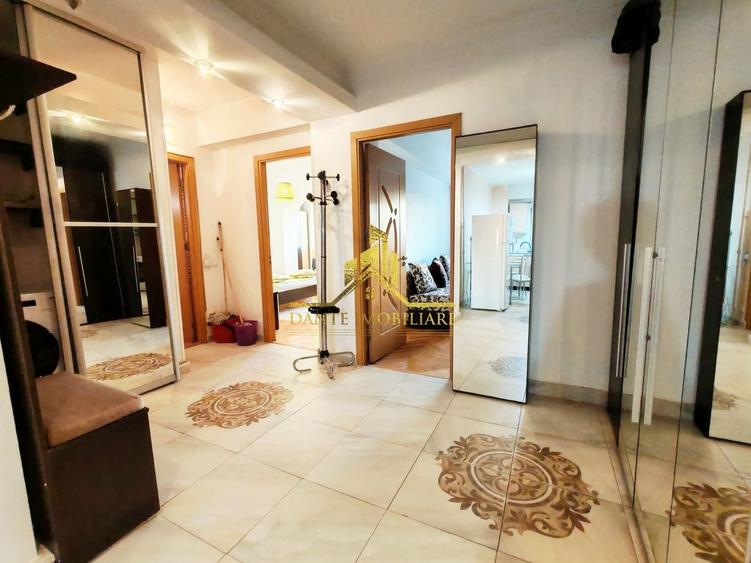 Apartament cu 3 camere decomandat, mobilat în Semicentral