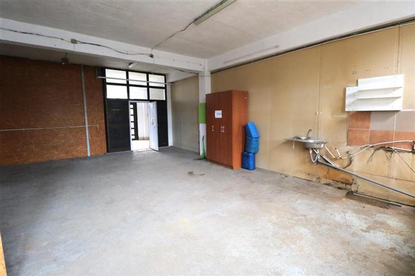 Spațiu industrial, de 135 mp, în Bucovina