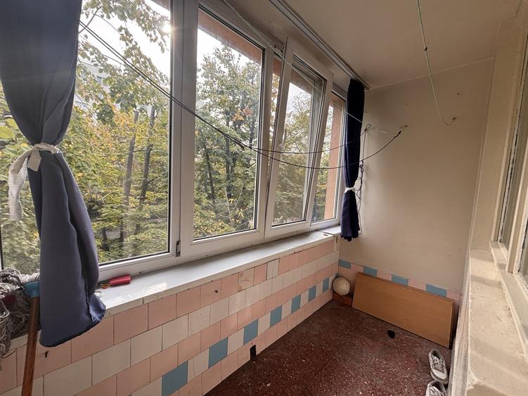 Apartament cu 3 camere decomandat în 1 Decembrie 1918