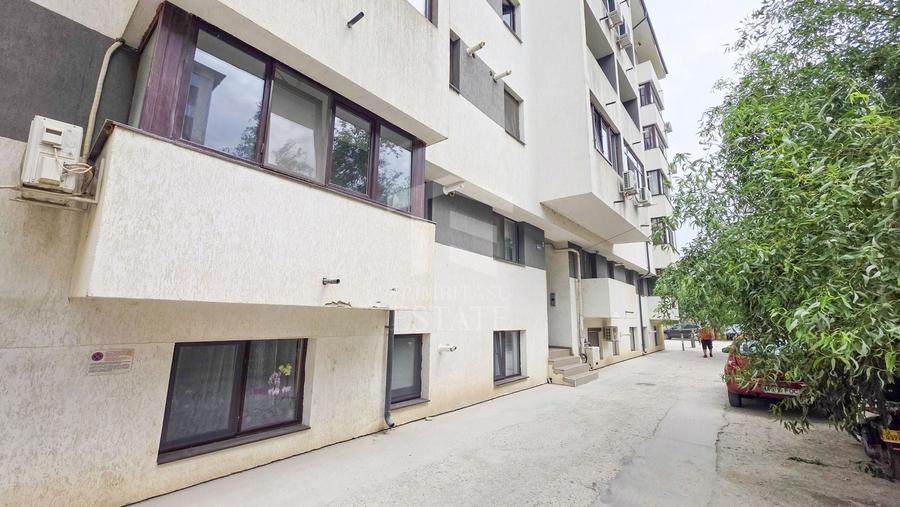 Apartament cu 3 camere decomandat, mobilat în Chiajna