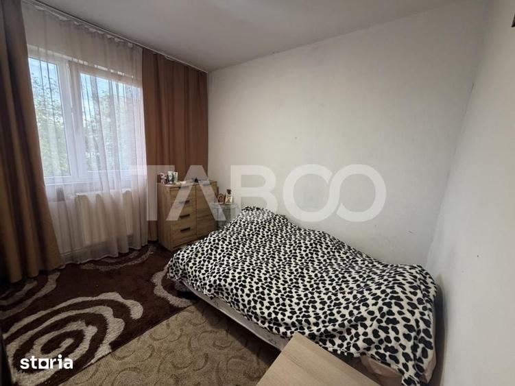 Apartament de inchiriat 2 camere semidecomandat etaj 4 mobilat utilat - 6