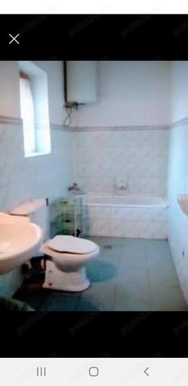 Casă cu 5 camere în Central