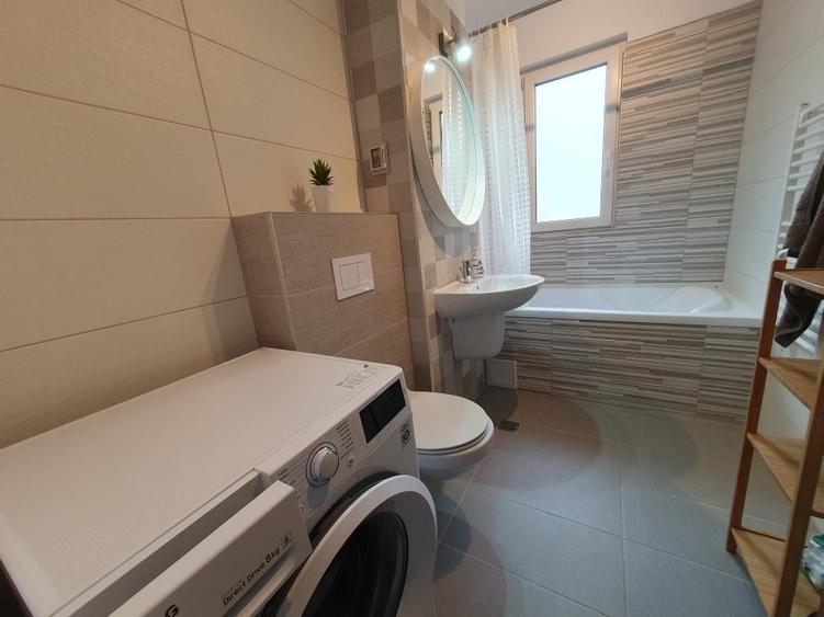 Apartament cu 2 camere decomandat, mobilat în Aradului