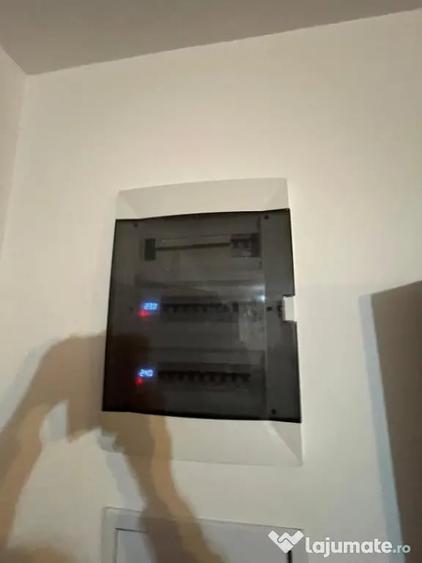 Casă cu 6 camere cu Teren 500 Mp în Firiza