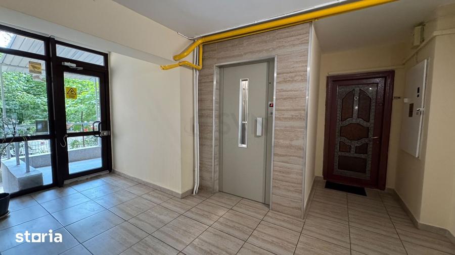 Apartament cu 3 camere în Nerva Traian