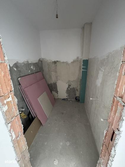 Apartament cu 3 camere în Antiaeriană