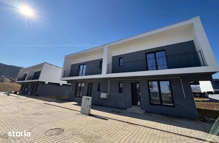 Casă cu 4 camere cu Teren 414 Mp în Rășinari