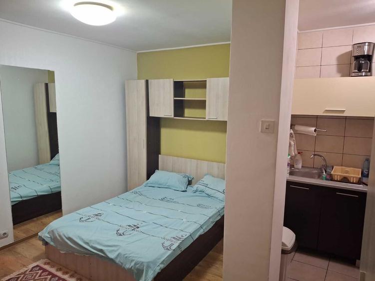 Garsonieră semidecomandată în Rahova