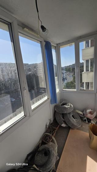 Apartament cu 2 camere semidecomandat în Mihai Bravu