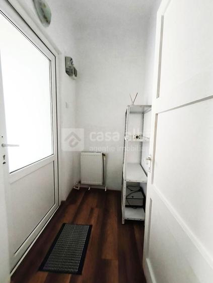 Garsonieră decomandată, mobilată în Central