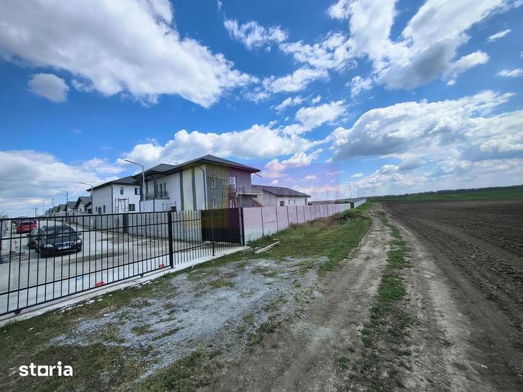 Teren de 3000 mp, în Cernica