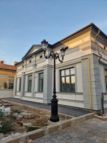 Spațiu comercial, în Central