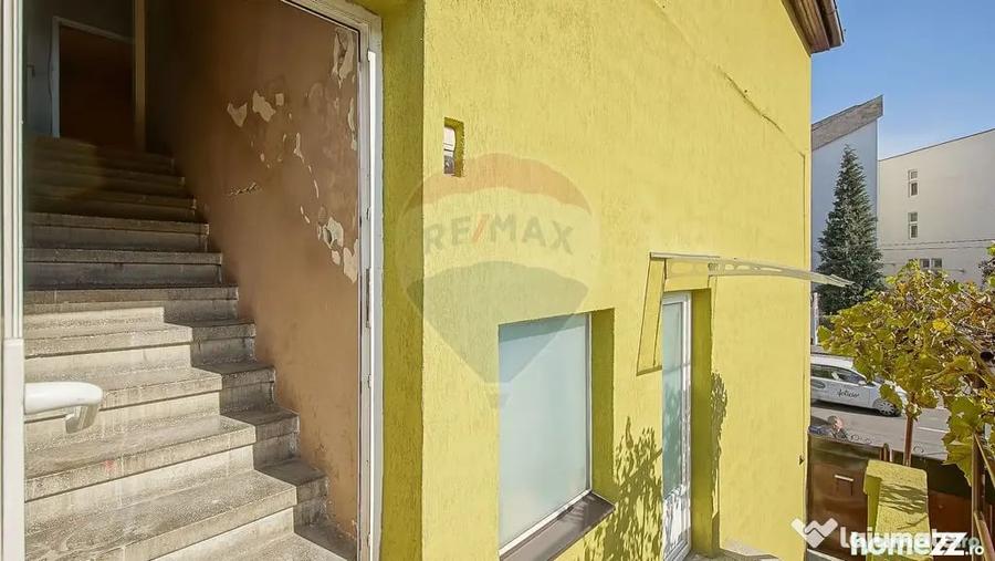 Apartament cu 2 camere decomandat în 13 Decembrie