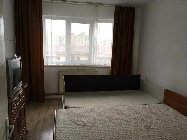 Apartament cu 2 camere decomandat în Ostroveni
