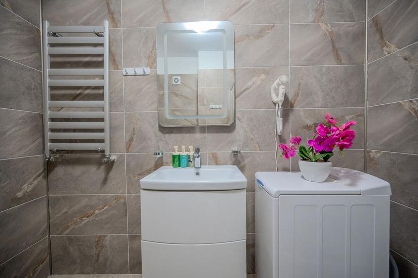 Apartament cu 2 camere decomandat în Mamaia-Sat