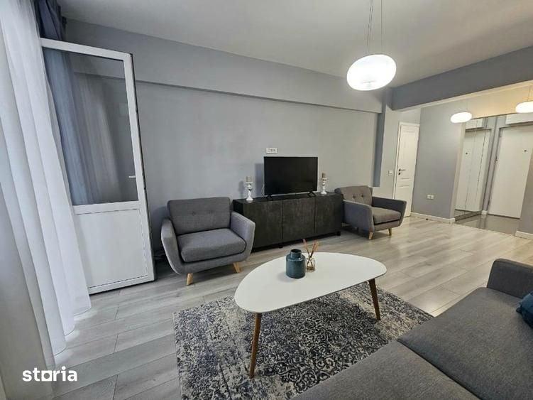 Apartament cu 2 camere decomandat în Centrul Civic