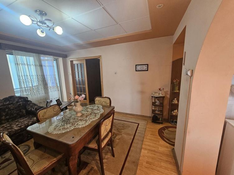 Apartament cu 2 camere semidecomandat în Ultracentral