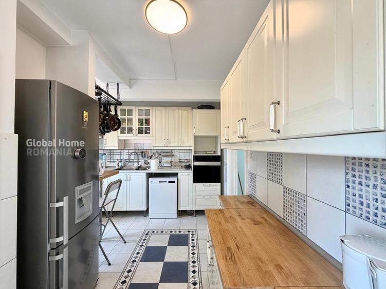Apartament cu 4 camere decomandat, mobilat în Ultracentral