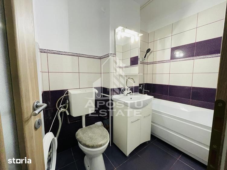 Garsonieră decomandată în Central