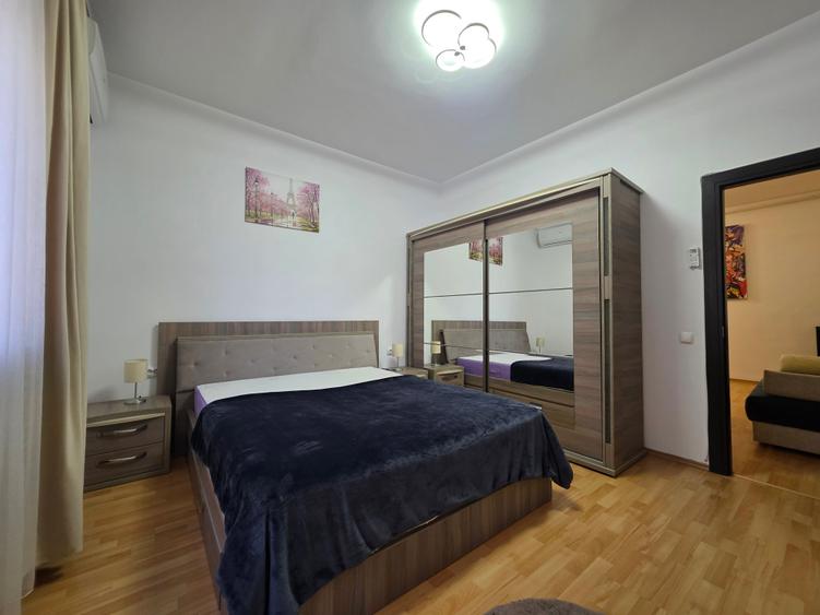 Apartament cu 2 camere semidecomandat în P-ța Universității