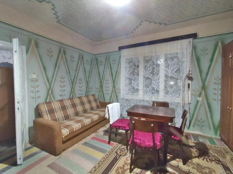 Casă cu 4 camere cu Teren 4122 Mp în Petid