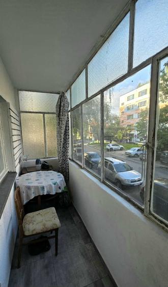 Apartament cu 3 camere decomandat în Complex Studențesc