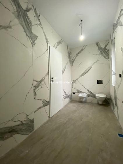 Casă individuală cu 5 camere cu Canalizare în Tamași