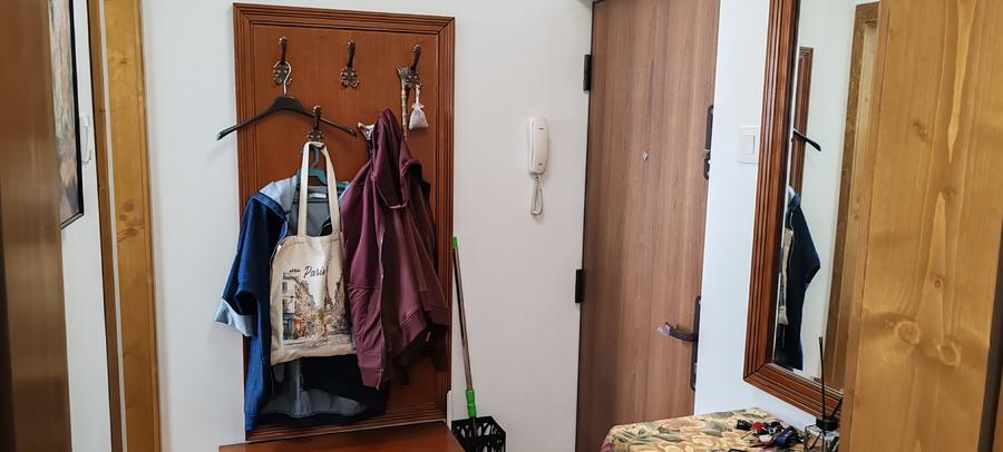 Apartament cu 2 camere semidecomandat în Olteniței