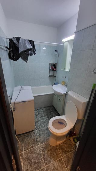 Garsonieră semidecomandată în Titan