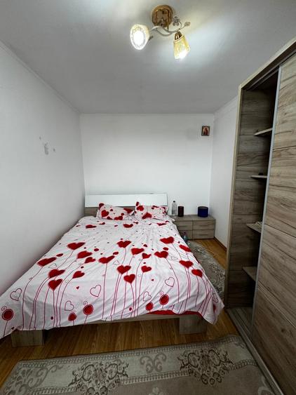 Apartament cu 2 camere semidecomandat în Tătărași