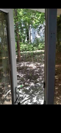 Inchiriez ap cu 3 camere la parter - 7