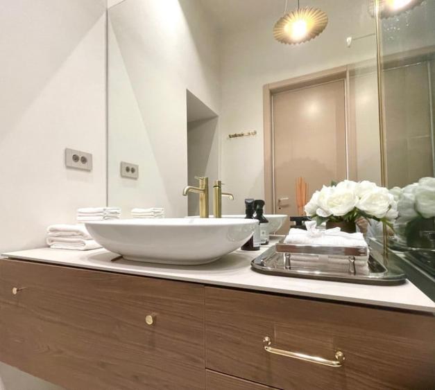 Apartament de LUX la prima inchiriere in zona Centrala a Clu - 18
