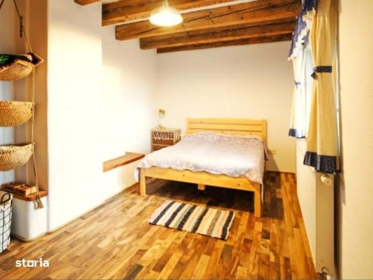 Casa rustica, exclusivista, 5 camere, 170 mp utili, 550 mp teren, Sali