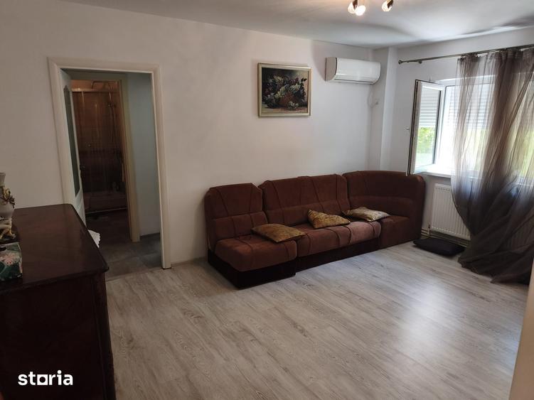 Apartament cu 2 camere semidecomandat în Inel I